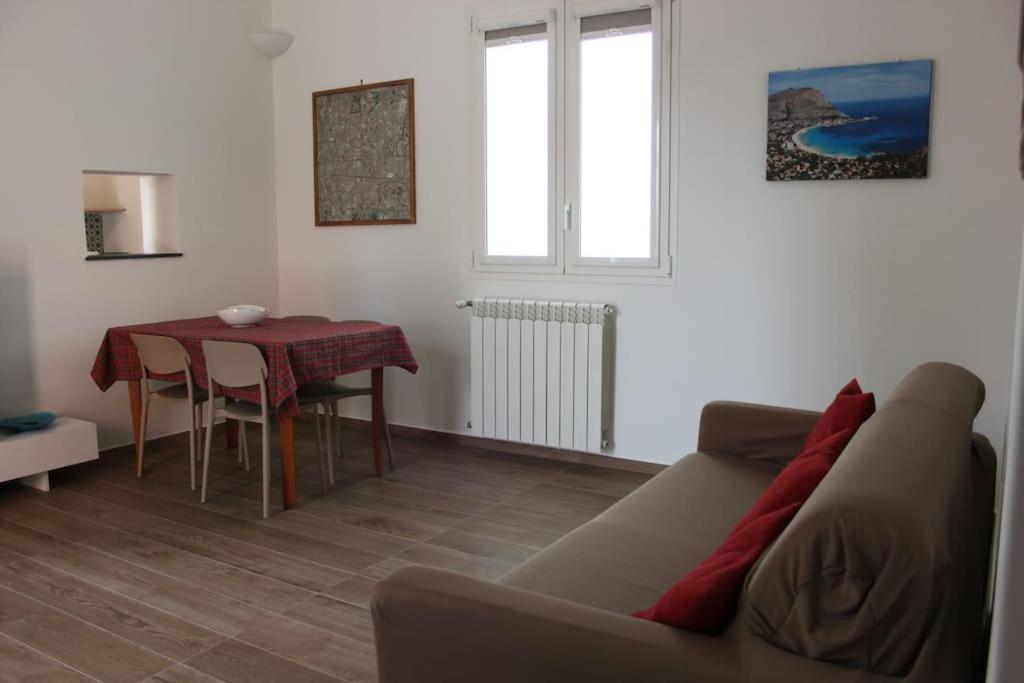 Ferienhaus Zia Pina Palermo